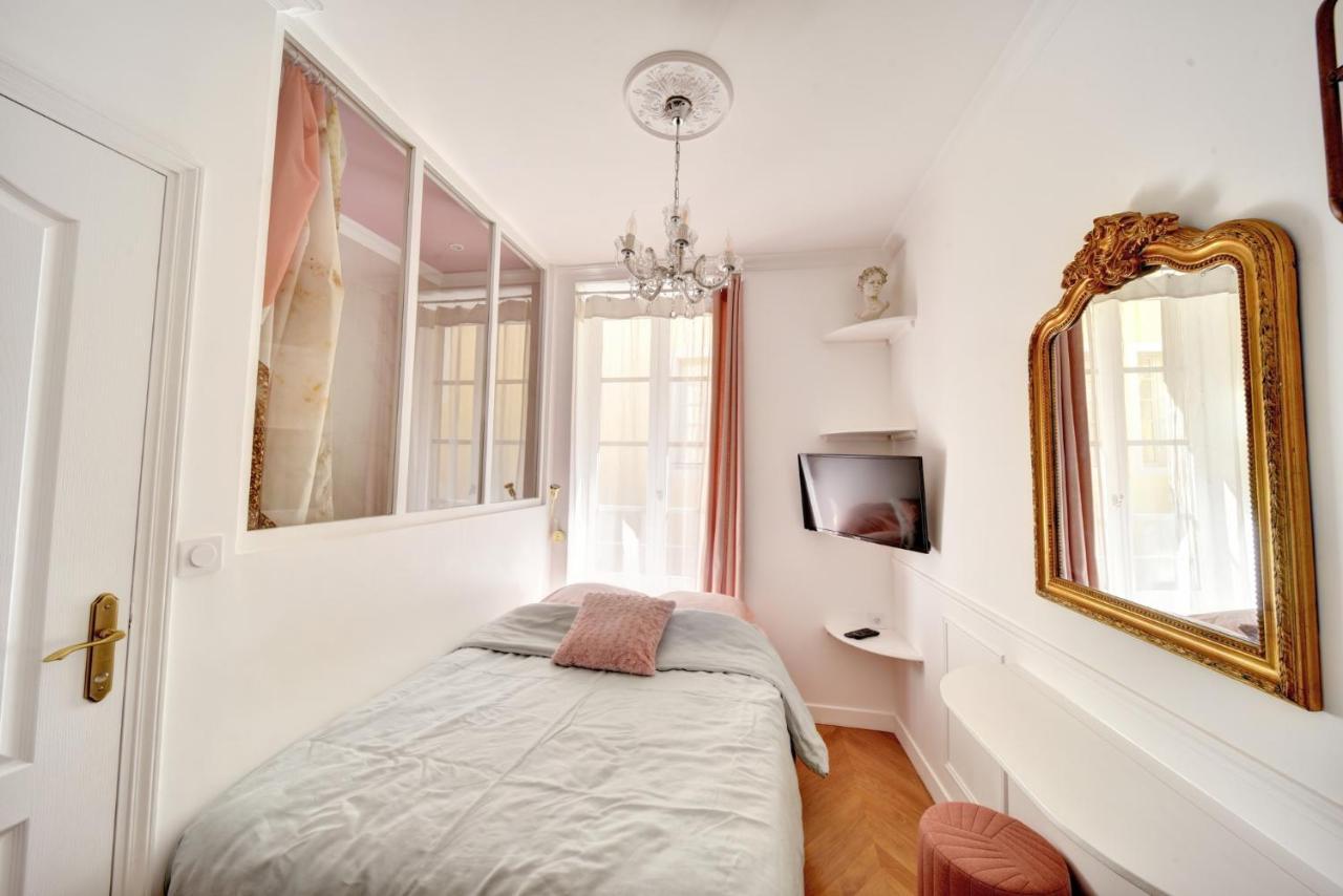 Les Petits Boudoirs De Savoie Lägenhet Chambéry Exteriör bild
