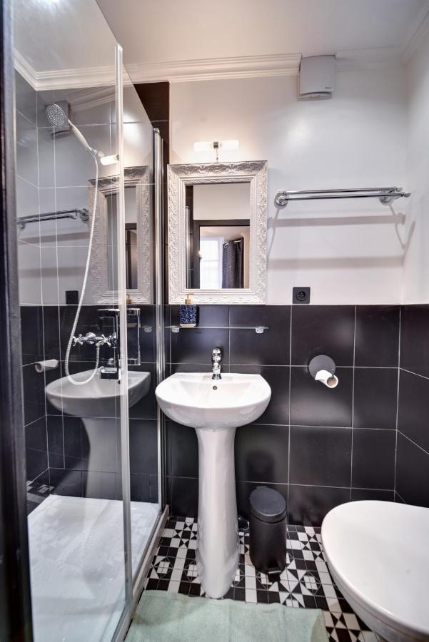 Les Petits Boudoirs De Savoie Lägenhet Chambéry Exteriör bild