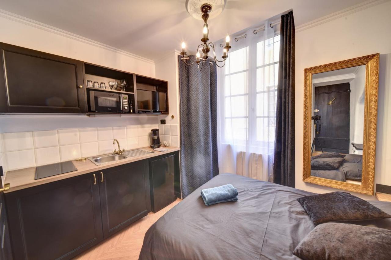Les Petits Boudoirs De Savoie Lägenhet Chambéry Exteriör bild